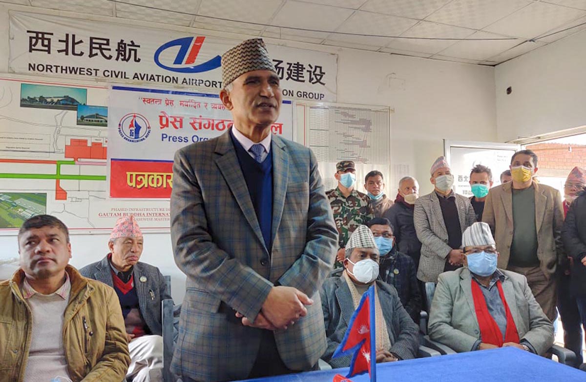 आफै अध्यक्ष भयौं भनेर टीका लगाउनेहरु आज पुछ्दै हिडेका छन्: पौडेल